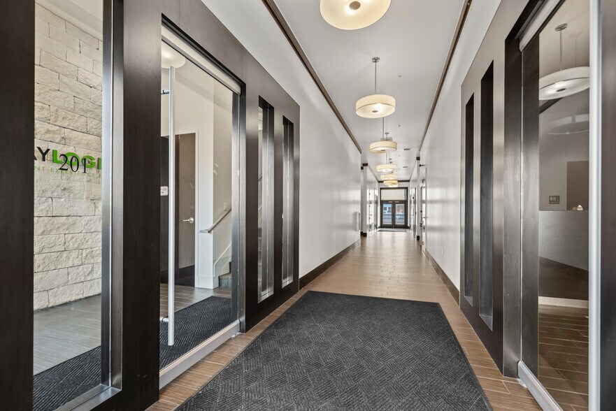 More Photos Of 36 S 400 W, Orem Office For Lease