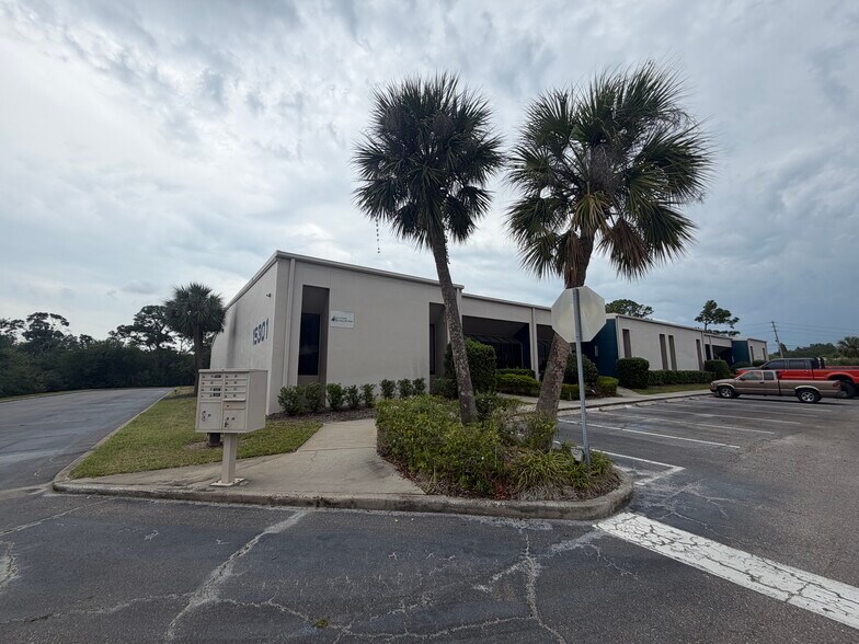 More Photos Of 15201 Roosevelt Blvd, Clearwater Unknown For Lease
