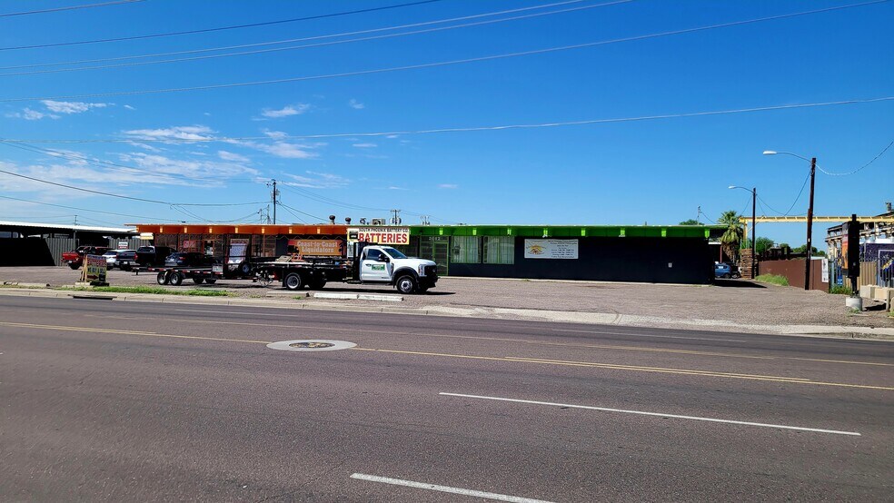 More Photos Of 2026 N 27th Ave, Phoenix Warehouse For Sale