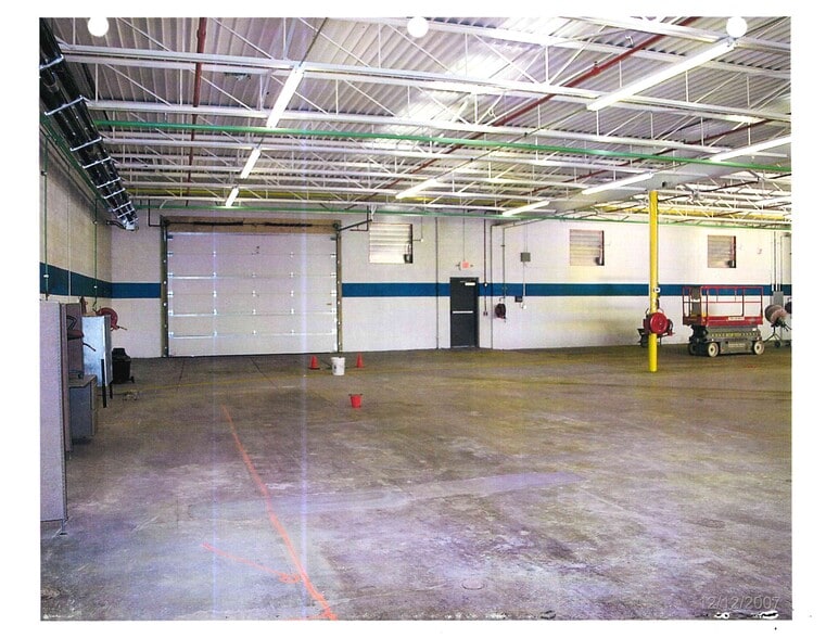 More Photos Of 17399 Broadway Ave, Maple Heights Auto Repair For Sale