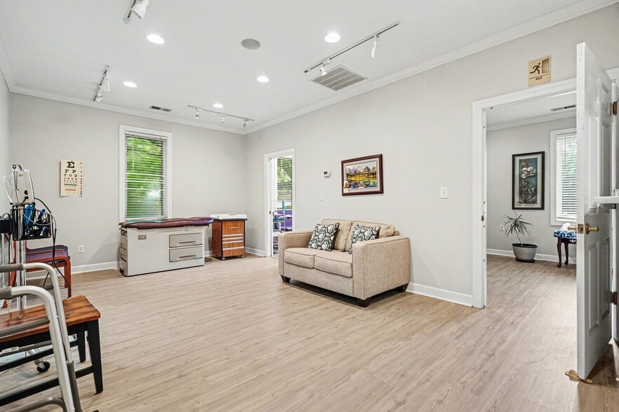 More Photos Of , Charlotte Office For Sale