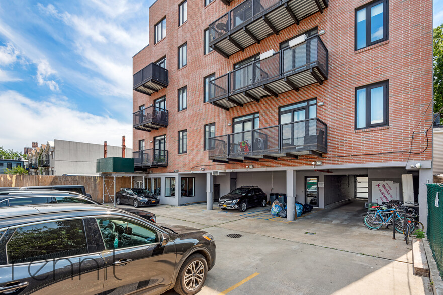 More Photos Of 1707 Dean St, Brooklyn Light Manufacturing For Lease