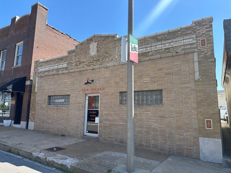 More Photos Of 1904 Marconi Ave, Saint Louis General Retail For Lease
