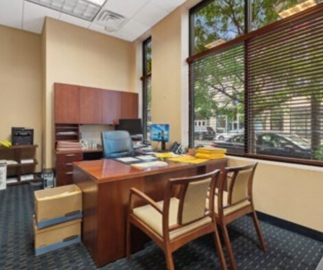 More Photos Of 1120 W Belmont Ave, Chicago Medical For Sale