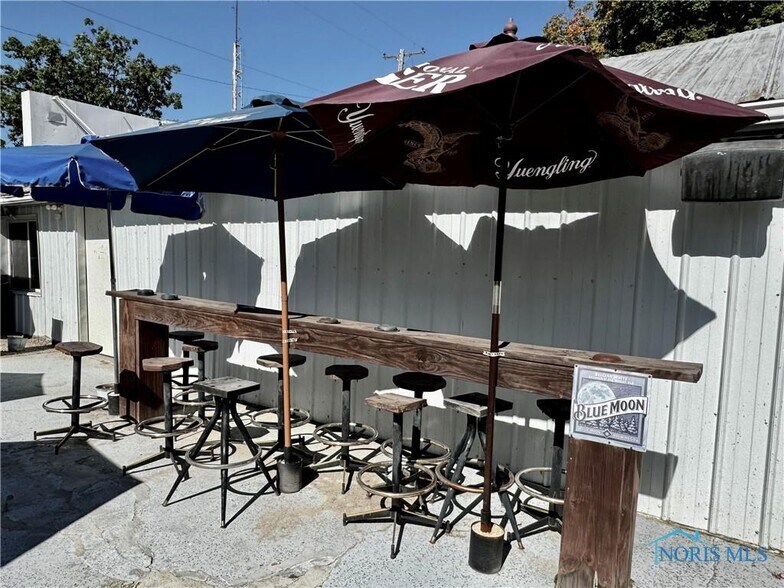 More Photos Of 14475 Power Dam Rd, Defiance Sports And Entertainment For Sale