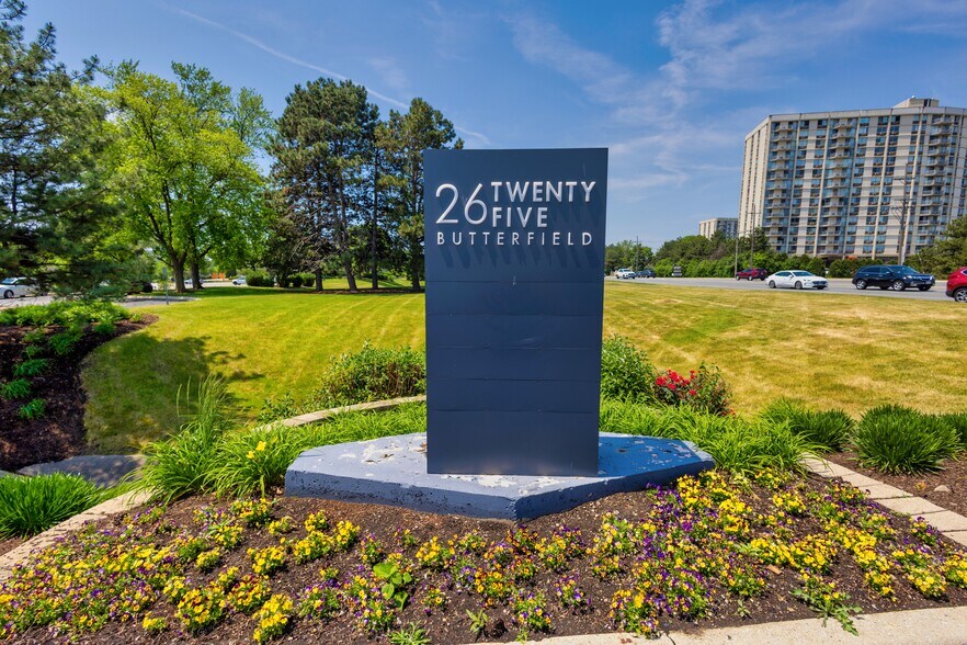 More Photos Of 2625 Butterfield Rd, Oak Brook Office For Lease