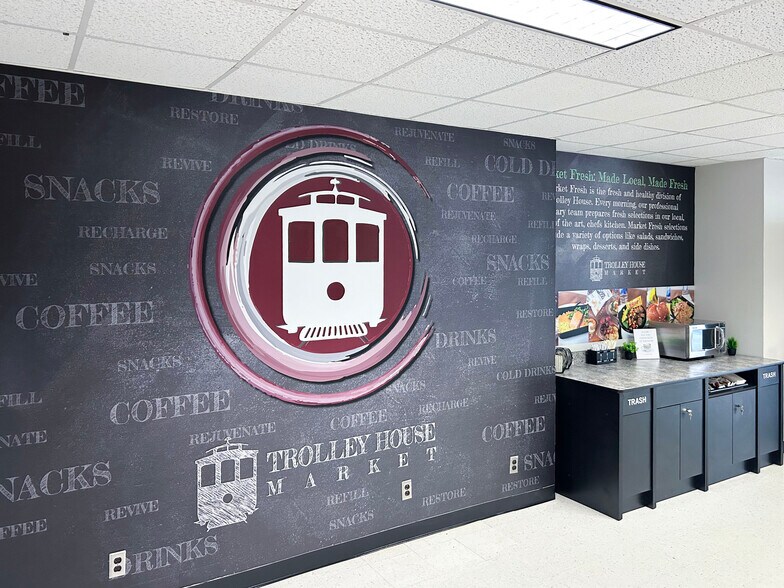 More Photos Of 101 W Main St, Norfolk Office For Lease