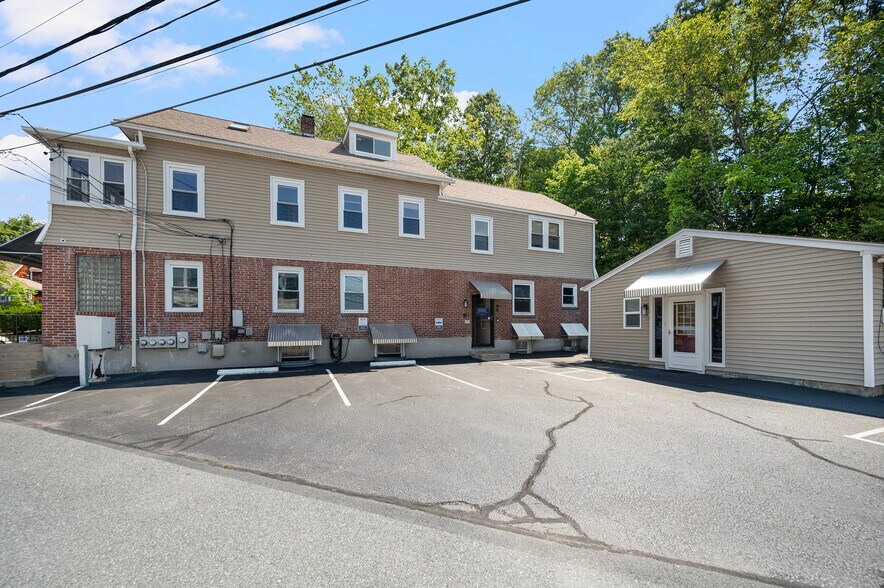 More Photos Of 15 Thomas St, North Providence Freestanding For Sale