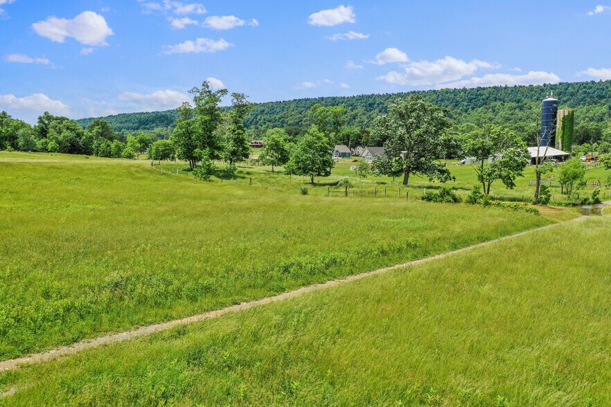 More Photos Of 3648 Dominion Rd, Gerrardstown Land For Sale