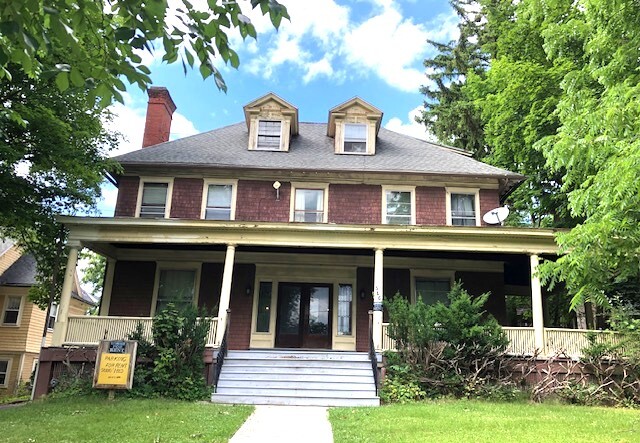 Primary Photo Of 506 E Seneca St, Ithaca Apartments For Sale