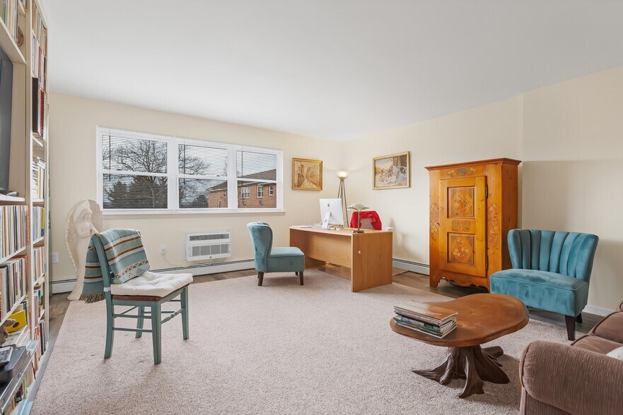 More Photos Of 200 Spruce St, Doylestown Multifamily For Sale