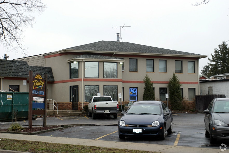 Primary Photo Of 6732 173rd St, Tinley Park Office For Lease
