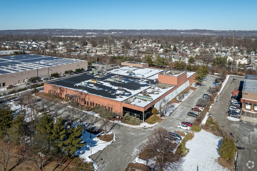More Photos Of 240 Circle Dr N, Piscataway Manufacturing For Sale