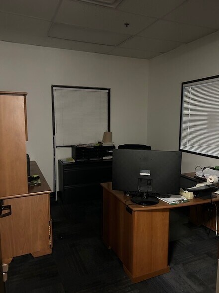 More Photos Of 8801 Wallisville Rd, Houston Warehouse For Lease