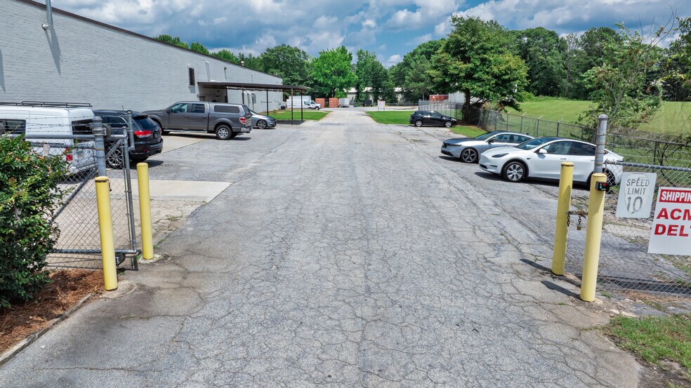 More Photos Of 9126 Industrial Blvd NE, Covington Warehouse For Sale