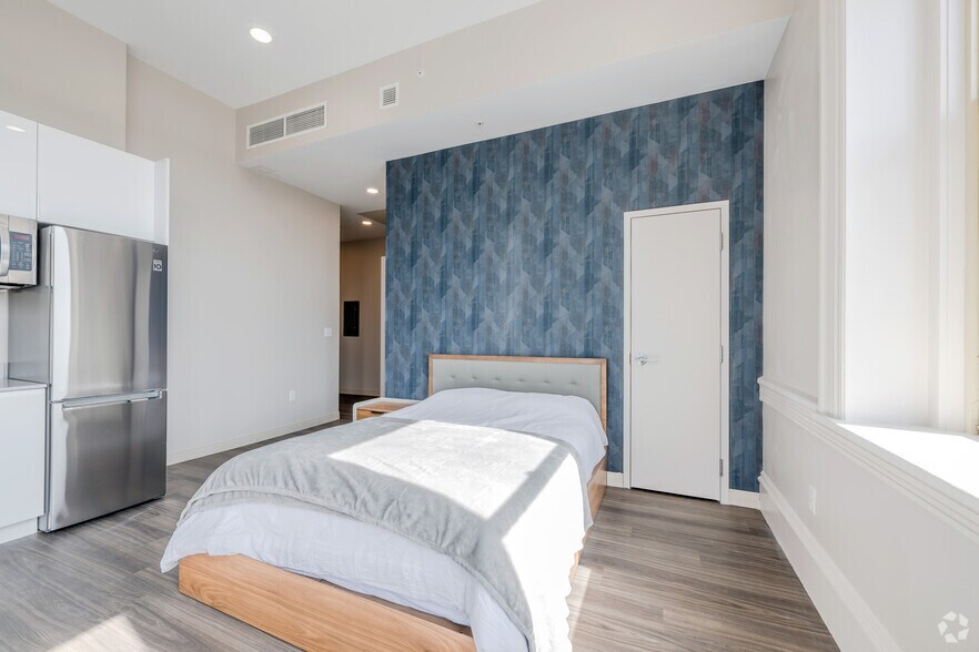 More Photos Of 82-90 Weybosset St, Providence Apartments For Lease