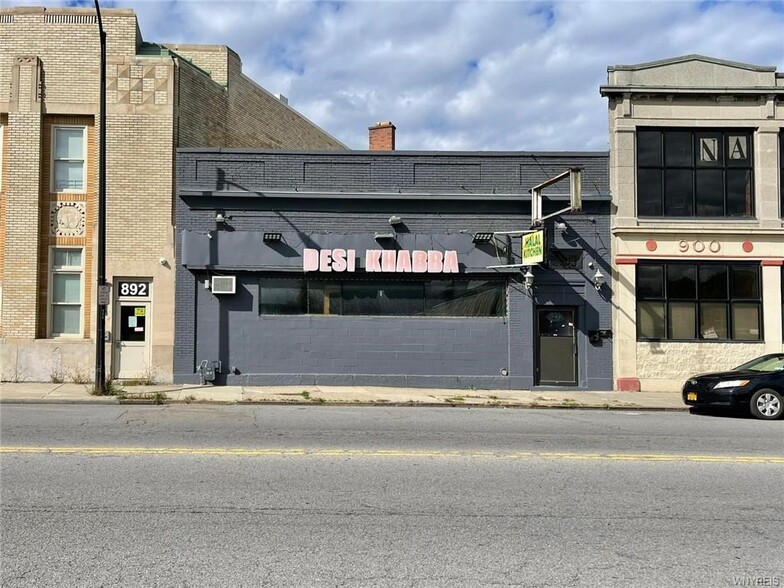 Primary Photo Of 898 Genesee St, Buffalo Restaurant For Sale