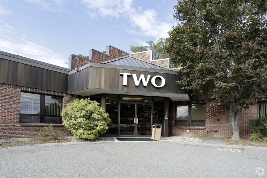 More Photos Of 2 Electronics Ave, Danvers Office For Lease