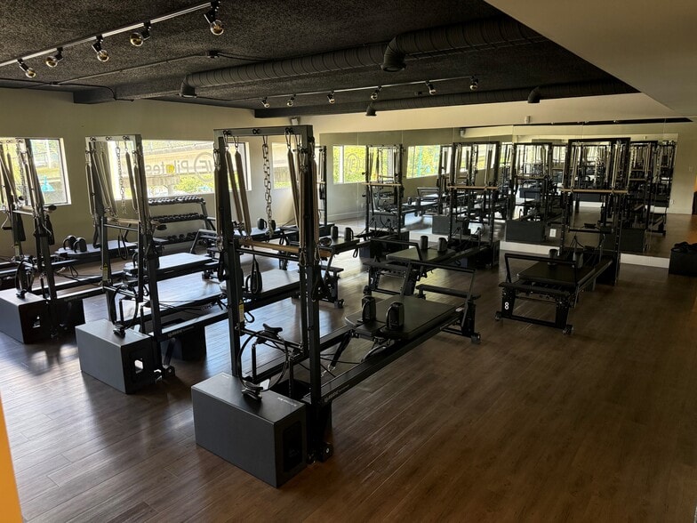 More Photos Of 2739 Murray St, Port Moody Warehouse For Sale