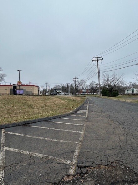 More Photos Of 157 Washington Ave, North Haven Auto Repair For Sale