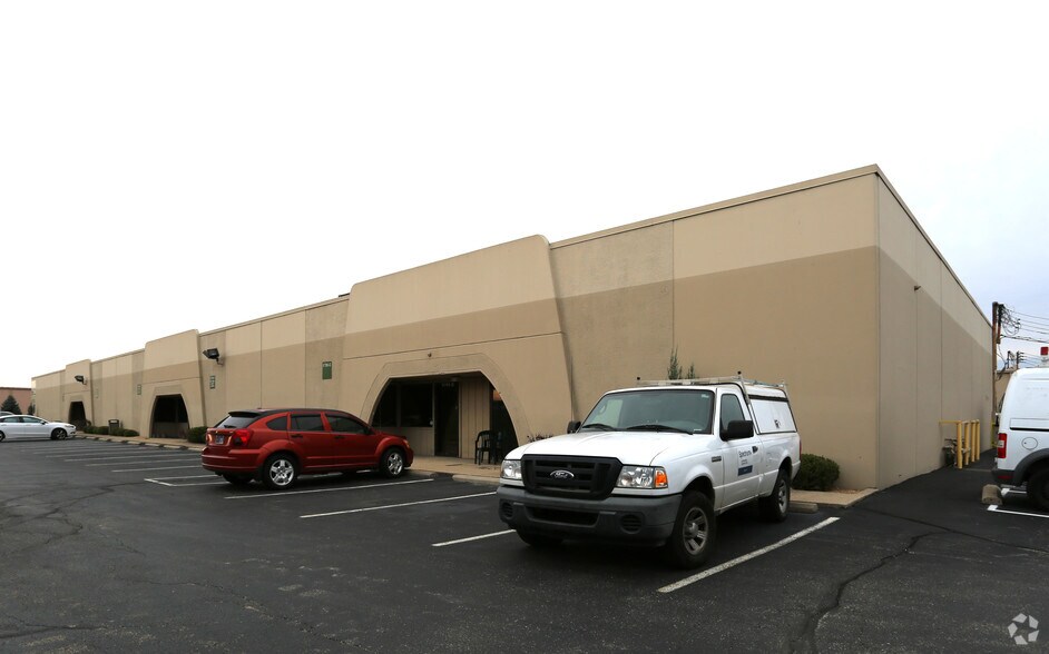 More Photos Of 9799C Princeton Glendale Rd, West Chester Warehouse For Lease