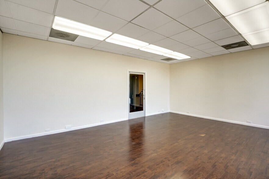 More Photos Of 8780 Valley Blvd, Rosemead Office For Lease