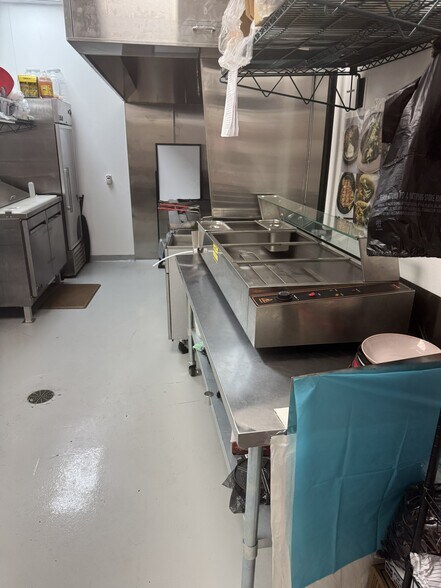 More Photos Of 510 E Anderson Ln, Austin Restaurant For Lease