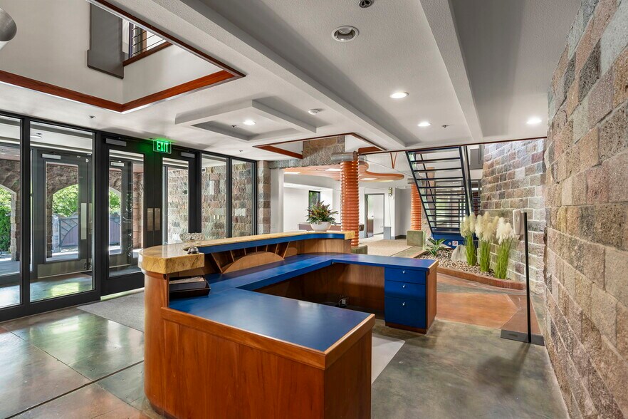 More Photos Of 6160 Plumas St, Reno Office For Lease