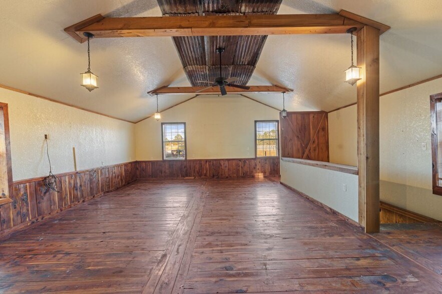 More Photos Of 2755 US Highway 69, Lufkin Storefront Retail Office For Sale