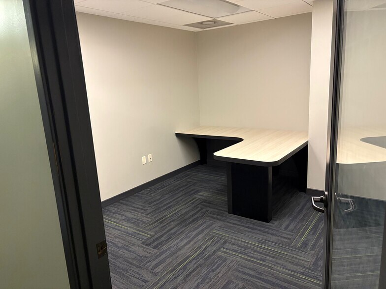 More Photos Of 1210-1214 E Green St, Pasadena Office For Lease