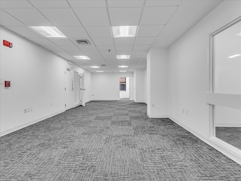 More Photos Of 88 Broad St, Boston Office For Lease