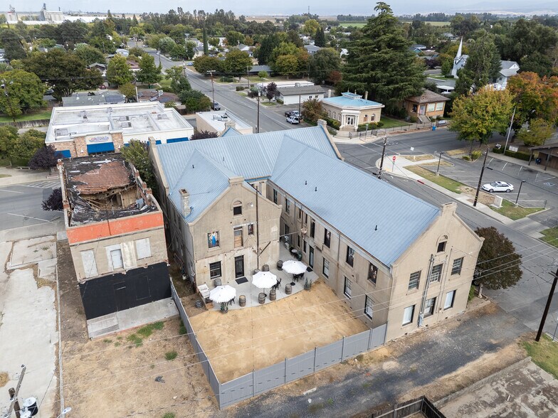 More Photos Of 479 B St, Biggs Storefront Retail Office For Sale