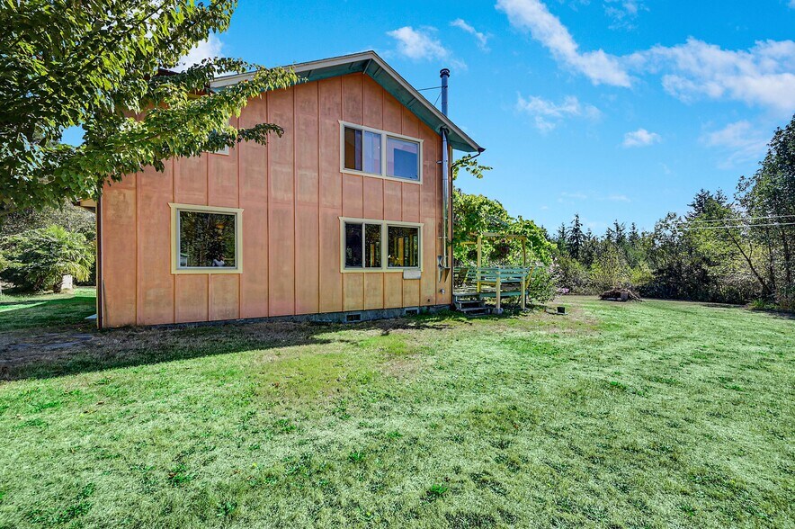 More Photos Of 1673 Woodland Dr, Port Townsend Winery Vineyard For Sale