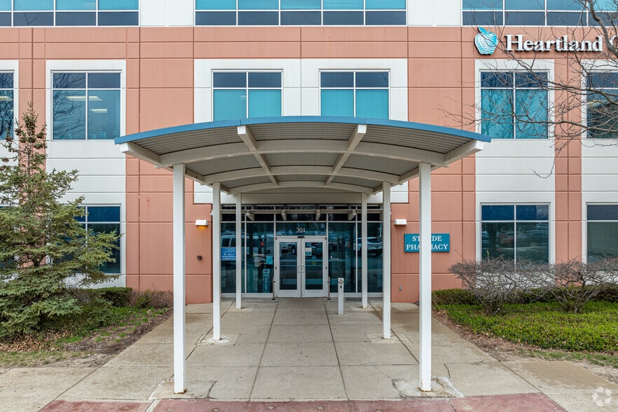 More Photos Of 301 Madison St, Joliet Medical For Lease