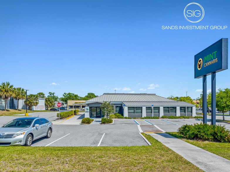 More Photos Of 10615 E Colonial Dr, Orlando Freestanding For Sale