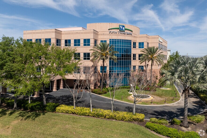 More Photos Of 13350 Metro Pky, Fort Myers Office For Lease