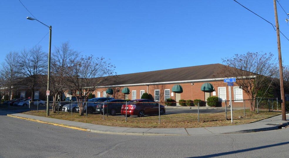 More Photos Of 850 Tidewater Dr, Norfolk Flex For Lease