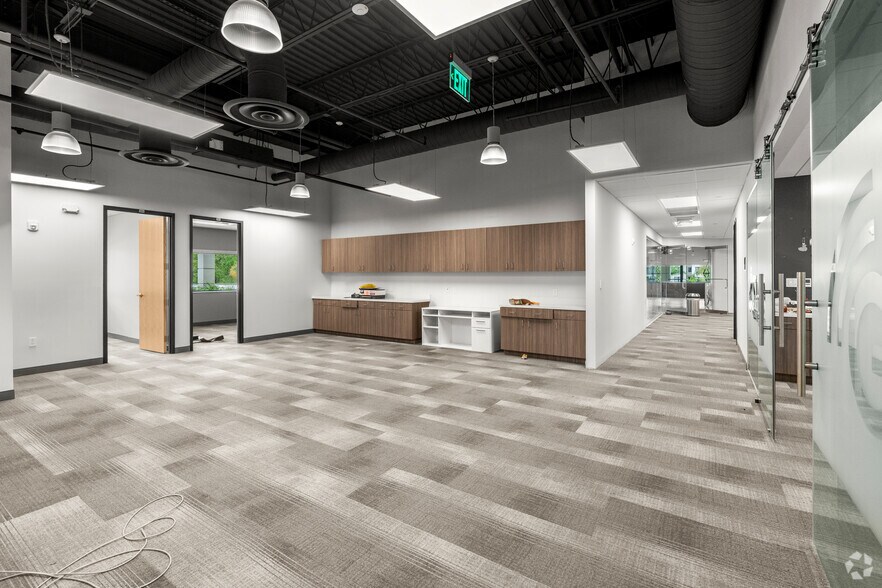 More Photos Of 5300 Broken Sound Blvd NW, Boca Raton Office For Lease