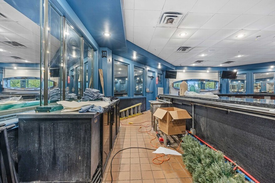 More Photos Of 1405 Gornto Rd, Valdosta Restaurant For Sale