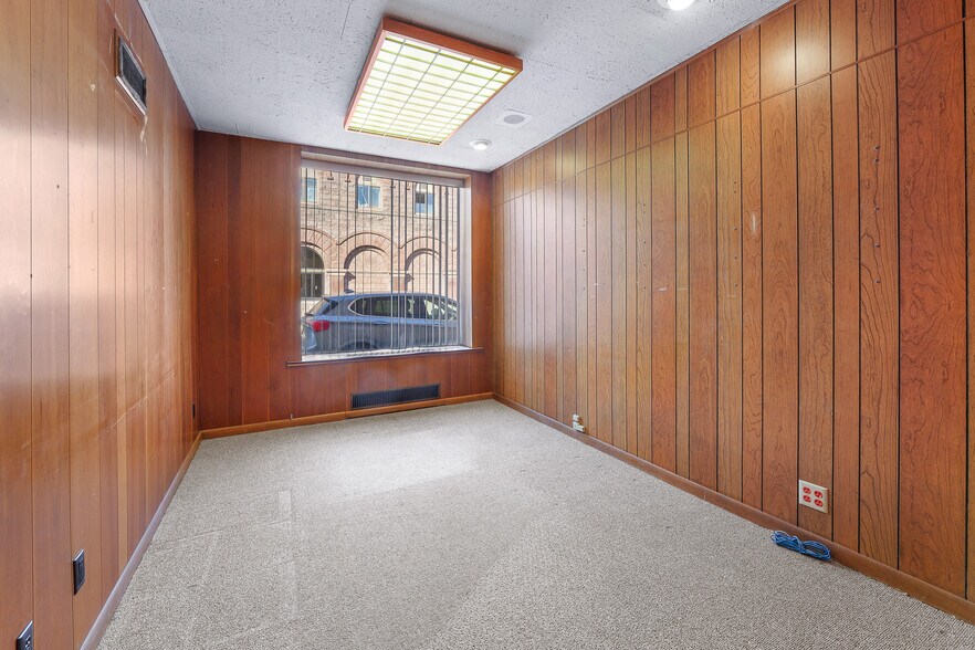 More Photos Of 6 E 1st St, Fond Du Lac Office For Sale