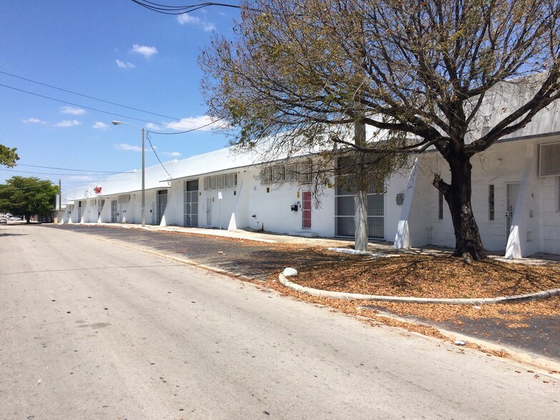 More Photos Of 301-395 NE 59th St, Miami Coworking Space