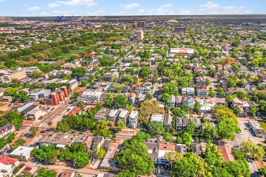 More Photos Of 301 E Henry St, Savannah Multifamily For Sale