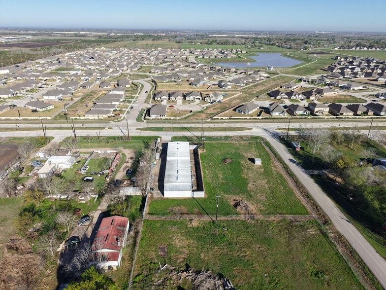 More Photos Of 3227 Cottonwood School Rd, Rosenberg Industrial For Lease