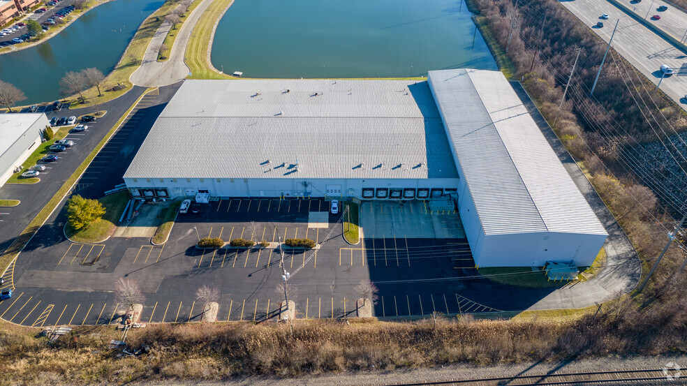 More Photos Of 535 Lakeview Plaza Blvd, Worthington Warehouse For Sale