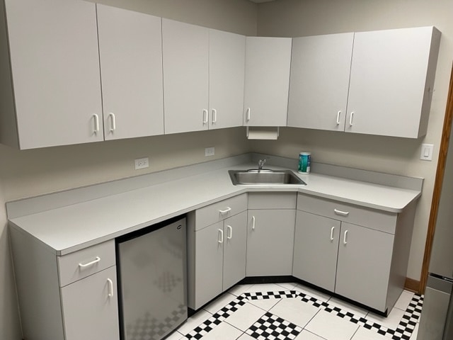 More Photos Of 28085 N Ashley Cir, Libertyville Medical For Sale