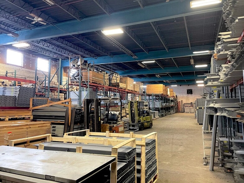More Photos Of 55 S Jefferson St, Orange Warehouse For Sale