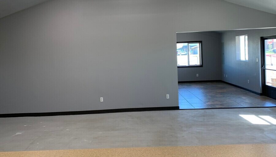 More Photos Of 625-661 Pacific Hwy, Rickreall Industrial For Sale