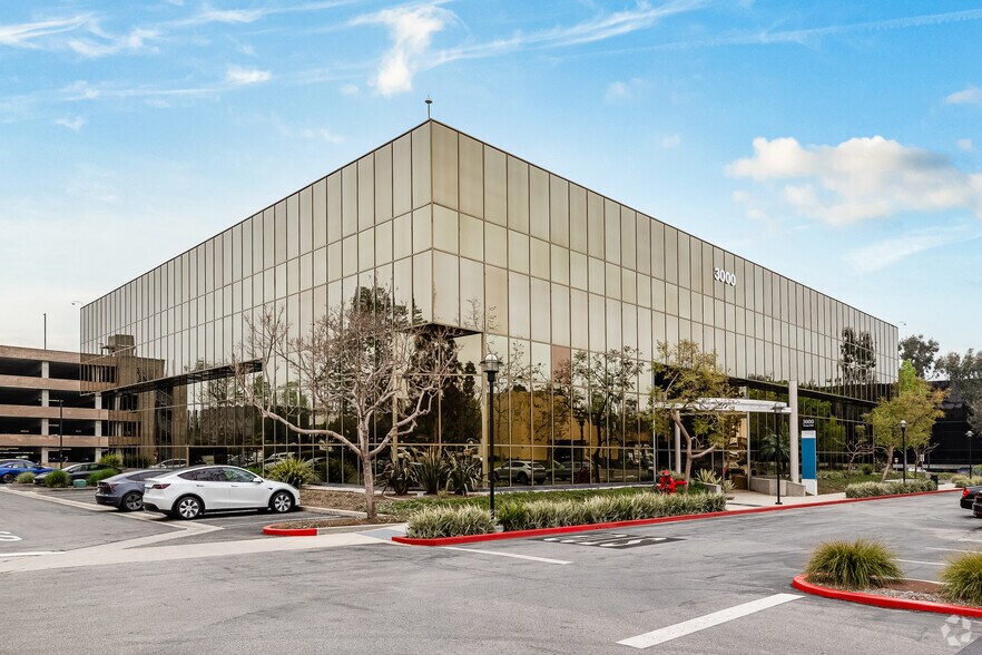 More Photos Of 3000 Ocean Park Blvd, Santa Monica Office For Lease