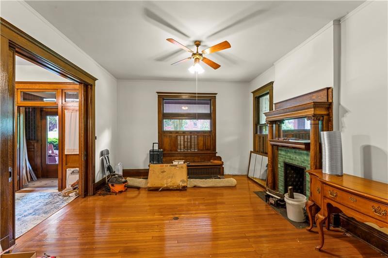 More Photos Of 600 E Maiden St, Washington Office Residential For Sale