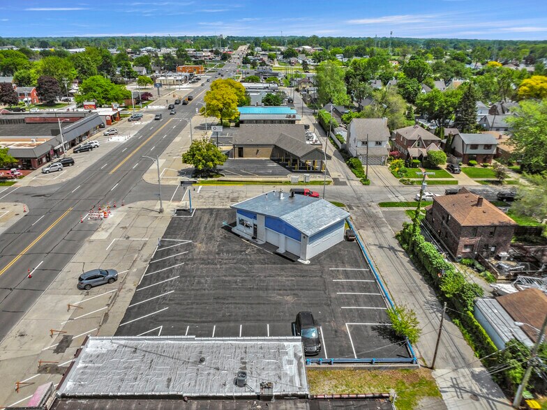 More Photos Of 2225 West Rd, Trenton Research And Development For Lease